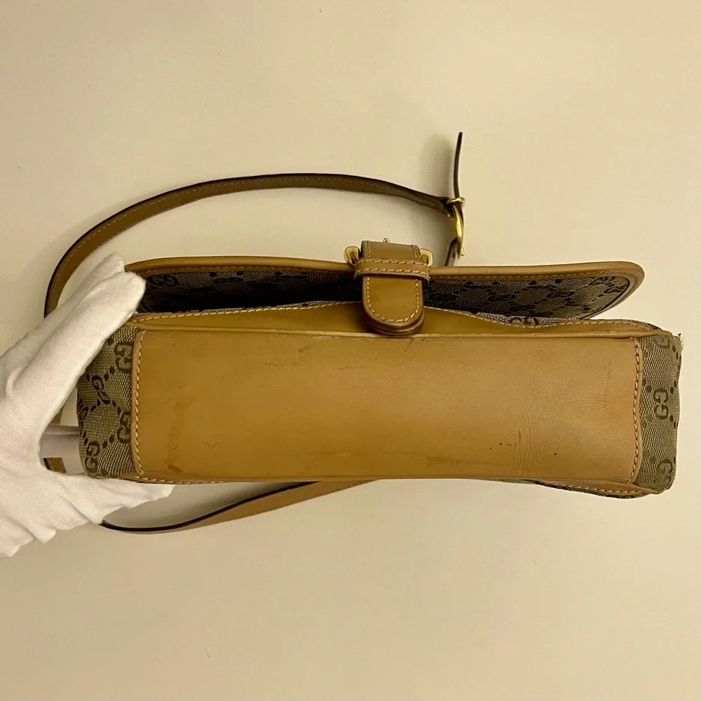 Gucci Vintage Beige Crossbody Bag - Picture 4 of 12